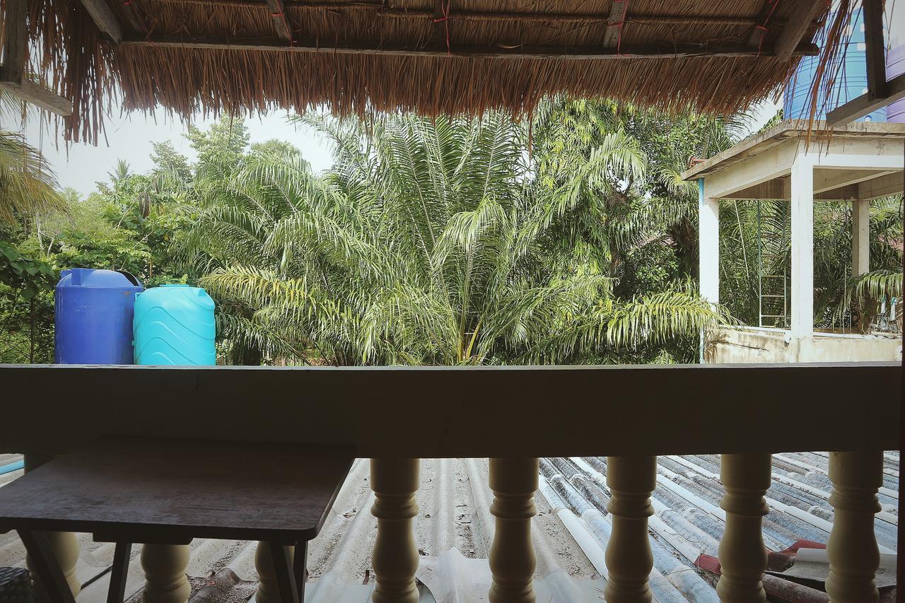 Marina Hut Guest House Koh Lanta Ngoại thất bức ảnh