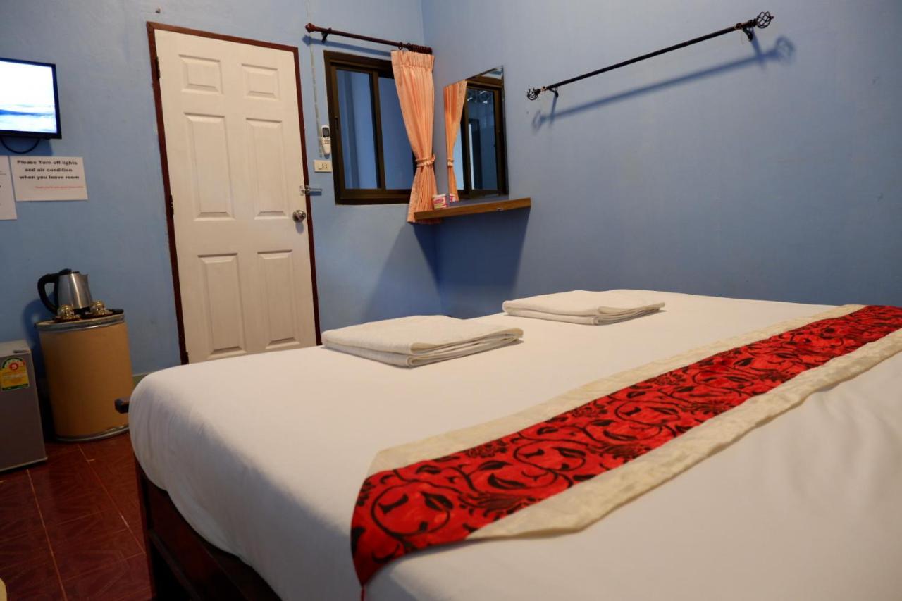 Marina Hut Guest House Koh Lanta Ngoại thất bức ảnh